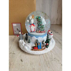 Roman‎ Gittle dome Gnome snow globe wind up movement music Xmas